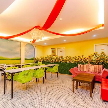 Sunflower Express Hotel ポンティアン・ケシル エクステリア 写真